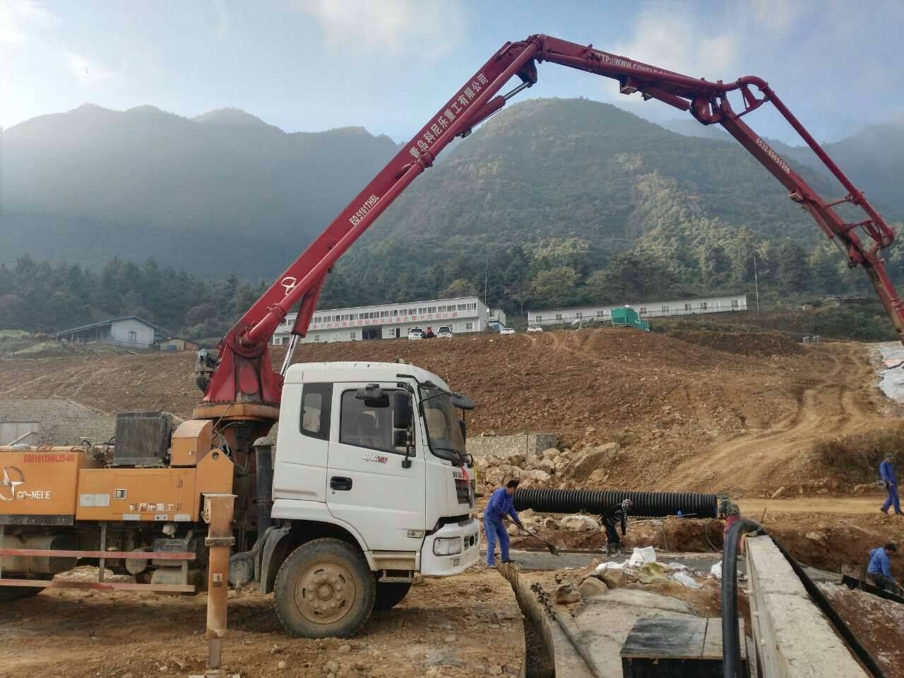 混凝土泵送效率提升 配比與泵送壓力關系的優(yōu)化策略